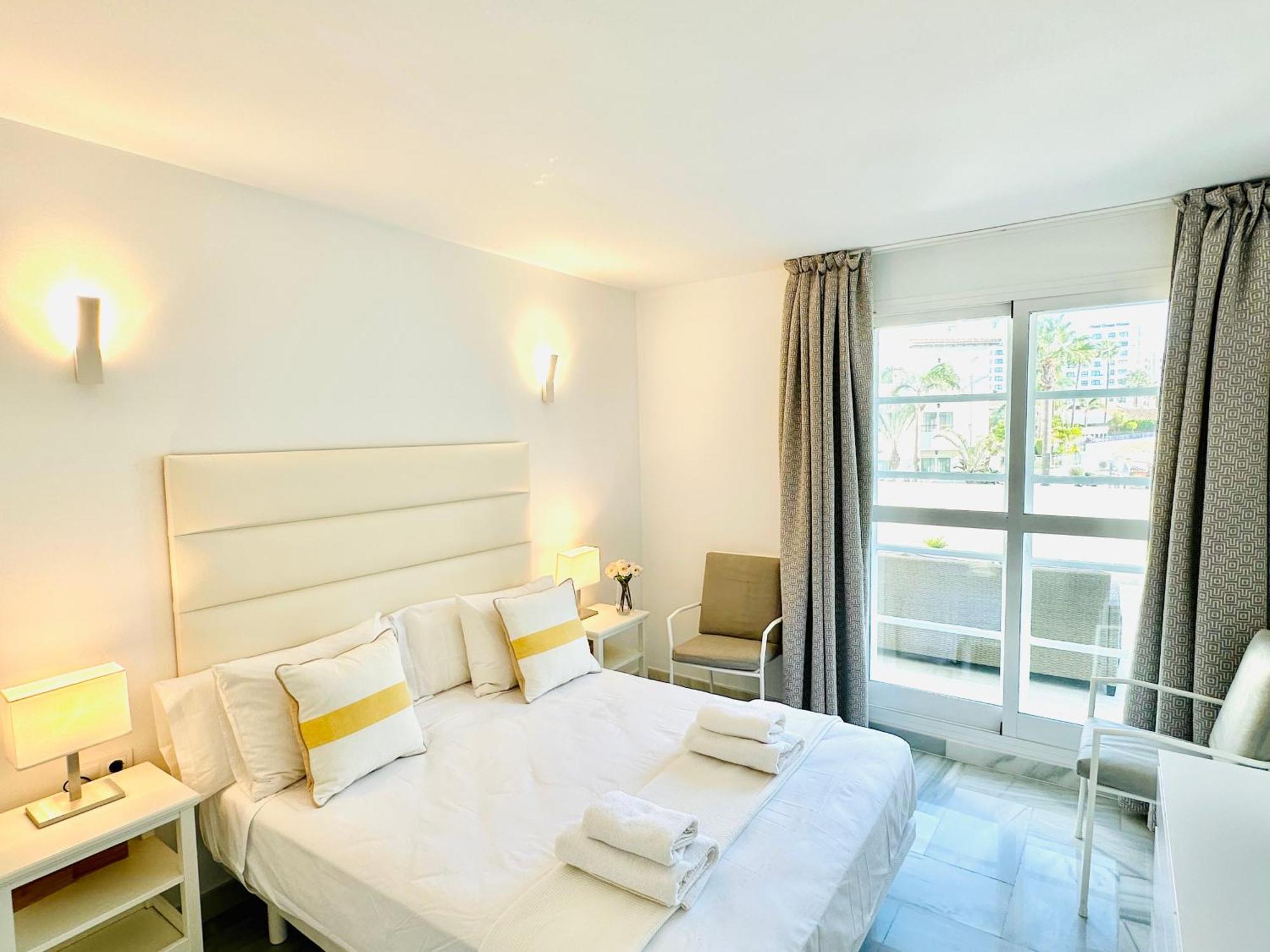 Apartamento, Paradise Sun Beach In Marina Бенальмадена Экстерьер фото